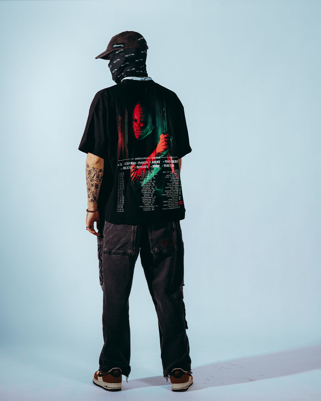 VEIL OF THE HUNTER: TOUR TEE