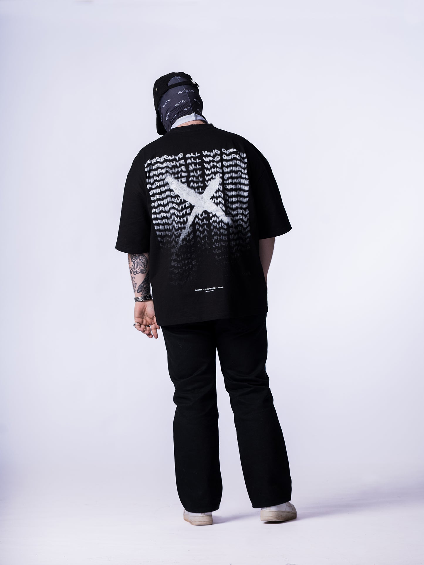 PERSECUTE TEE
